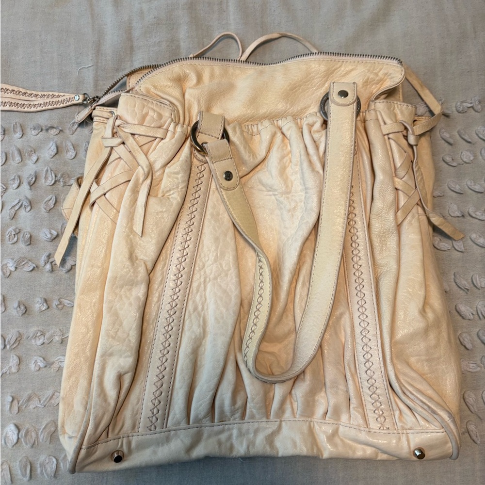 Junior Drake preowned cream leather tote with dust bag